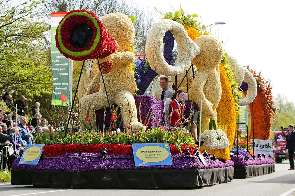 Flower-parade-Keukenhof