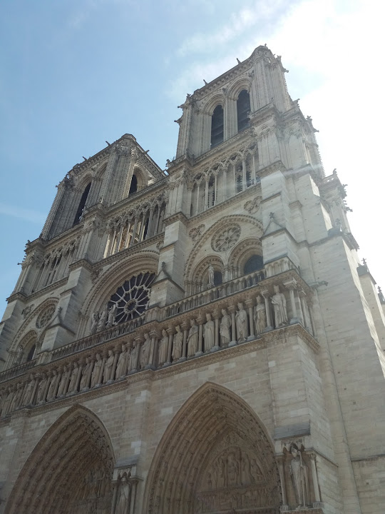 notre dame de paris voyage a paris avec hour animation