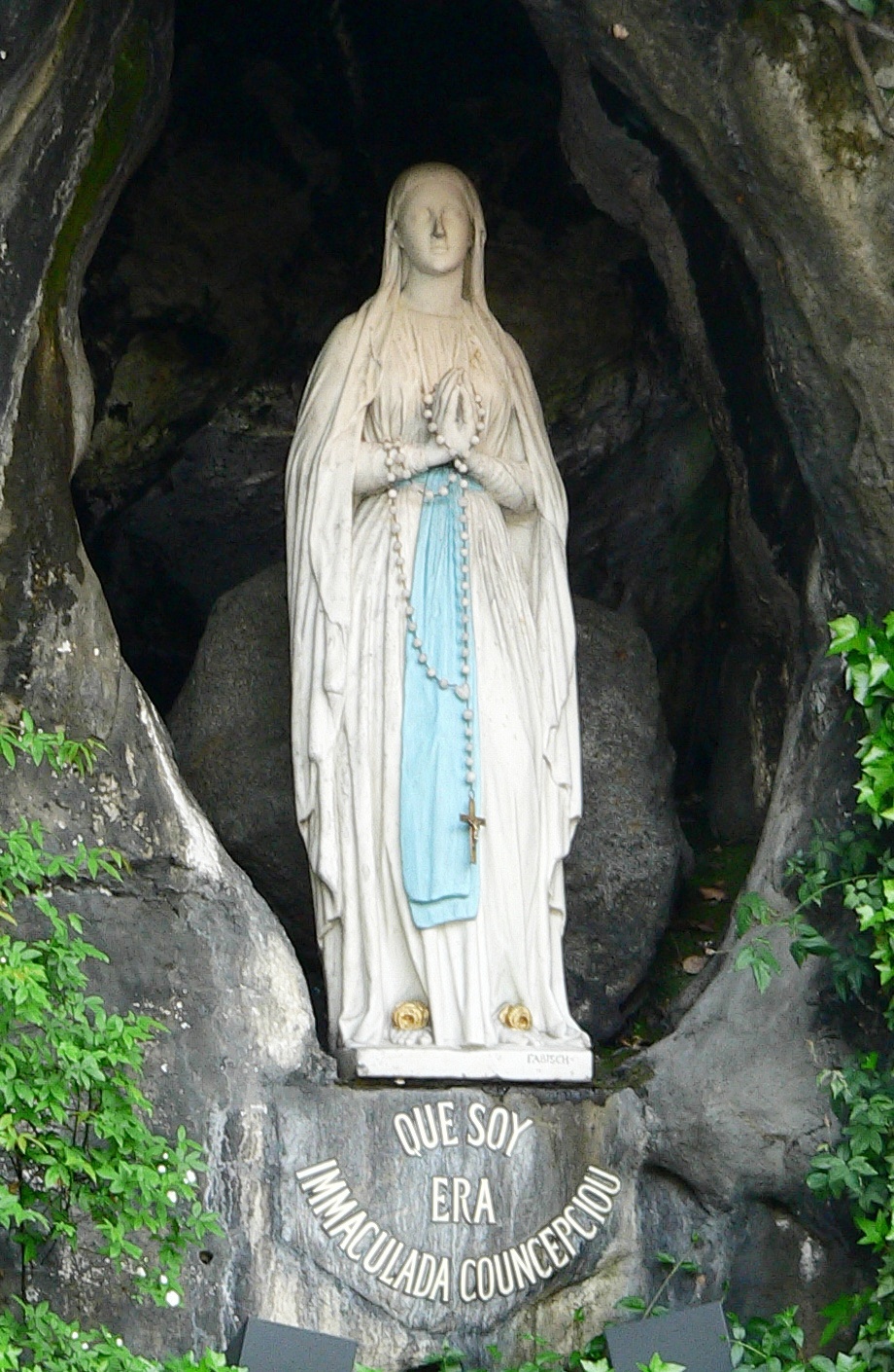 vierge lourdes